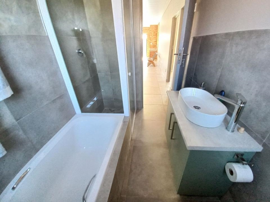 2 Bedroom Property for Sale in Die Bult Western Cape